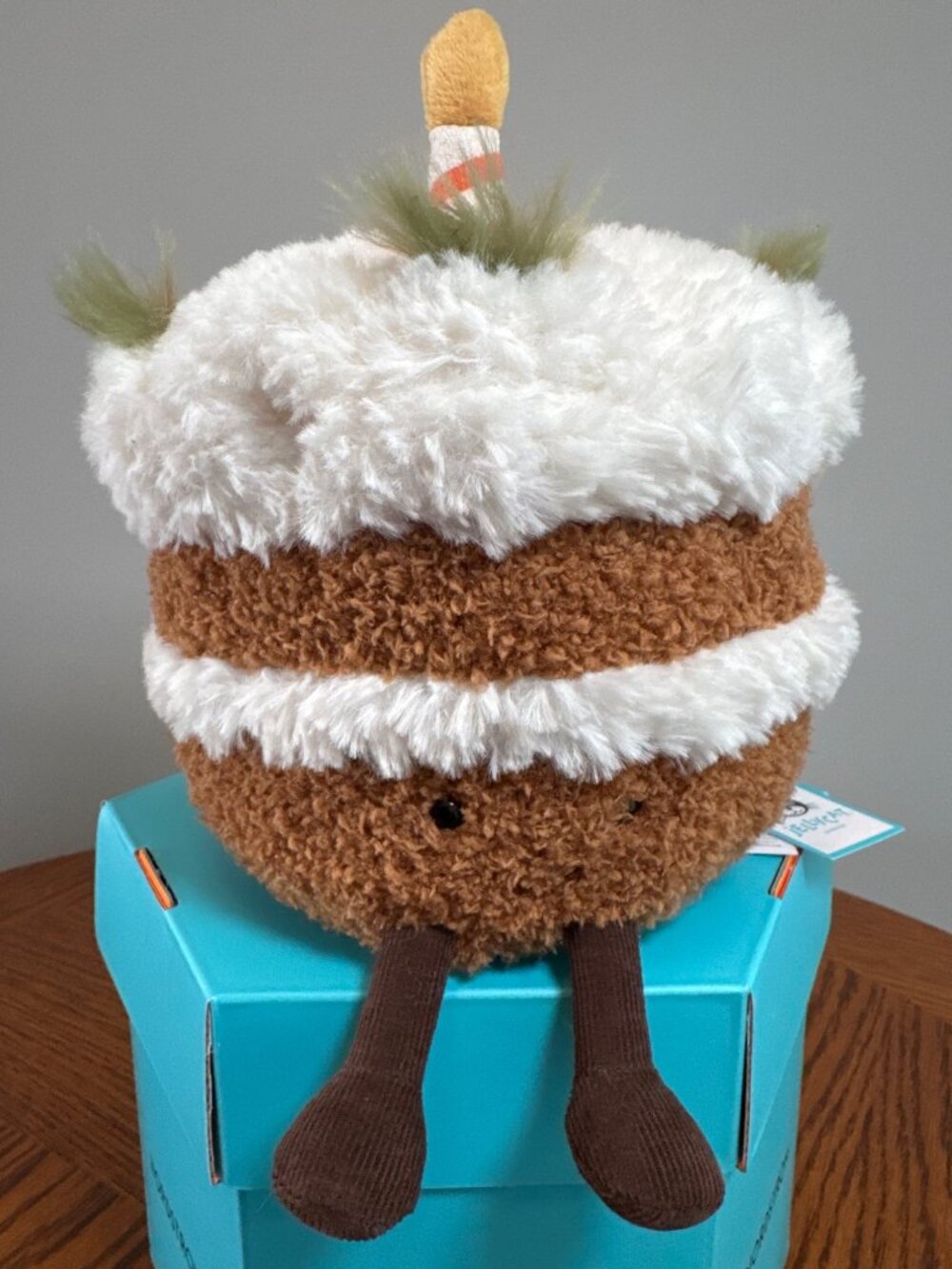 NWT Jellycat Amusables Carrot Cake Chicago Nordstrom Exclusive - Picture 2 of 10